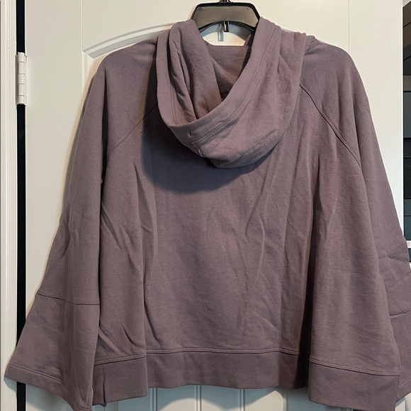 Calvin Klein Perf High-Low Oversized Raglan Hoodie, Lilac Size L New w/Tag - Picture 3 of 5